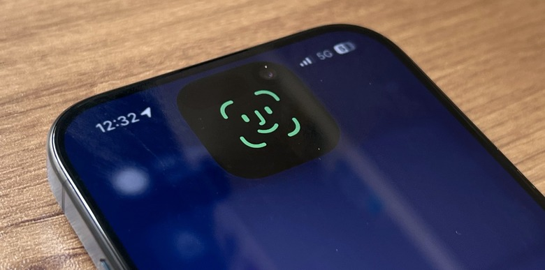 Módulo de câmera e Face ID de smartphone